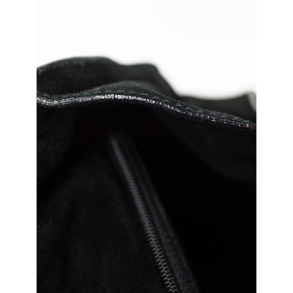 Gucci Suede Handbag - Picture 4 of 9